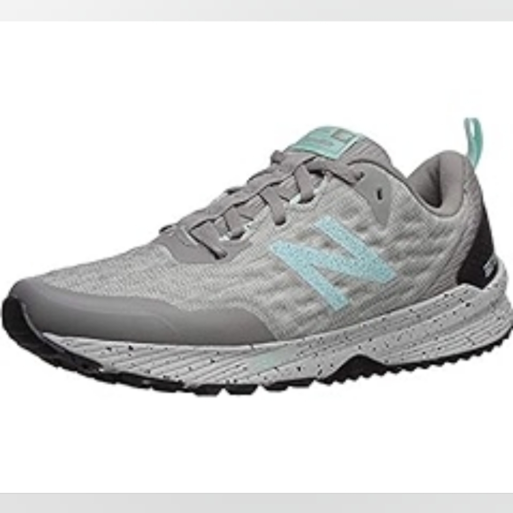 New Balance Tan and Teal Sneakers